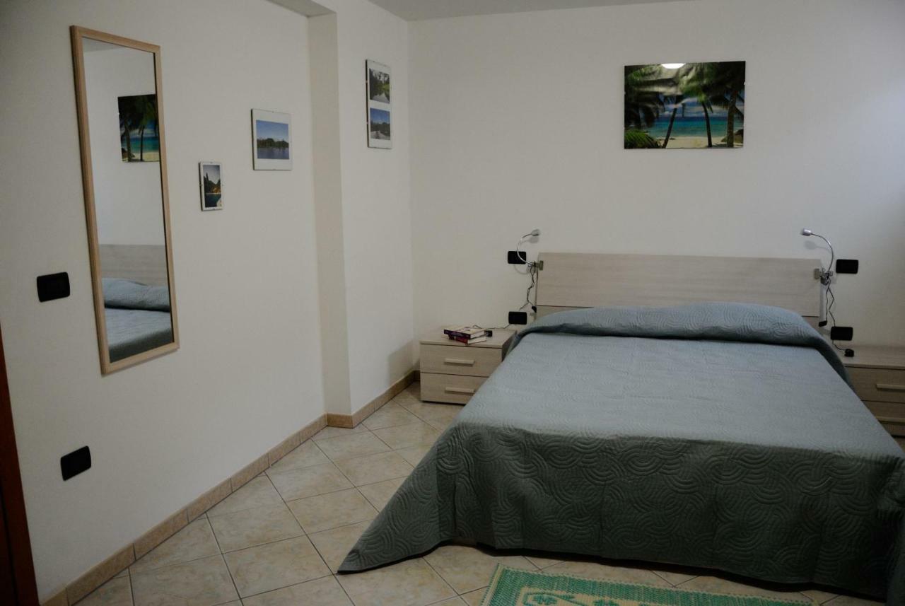 Apartamento Tra Mare E Monti Santa Giusta Exterior foto