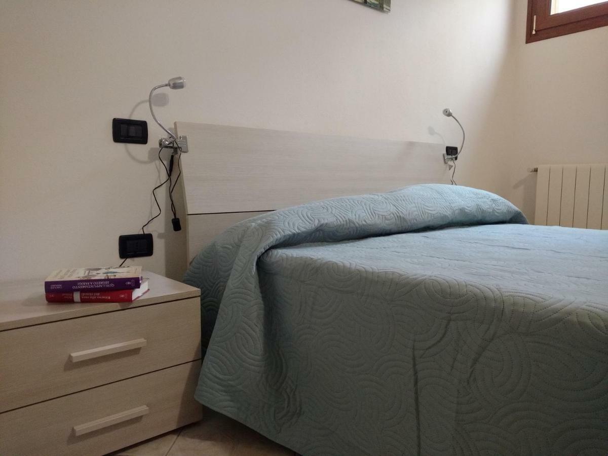 Apartamento Tra Mare E Monti Santa Giusta Exterior foto
