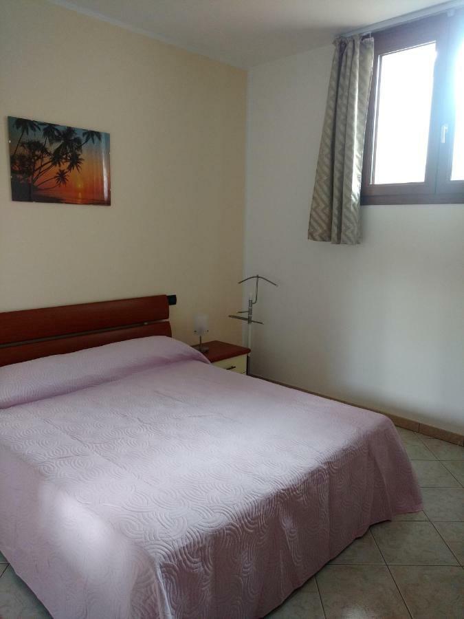 Apartamento Tra Mare E Monti Santa Giusta Exterior foto