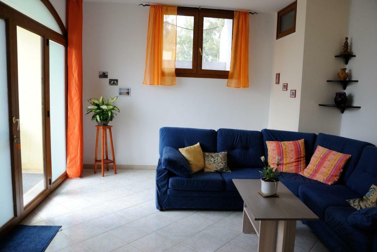 Apartamento Tra Mare E Monti Santa Giusta Exterior foto