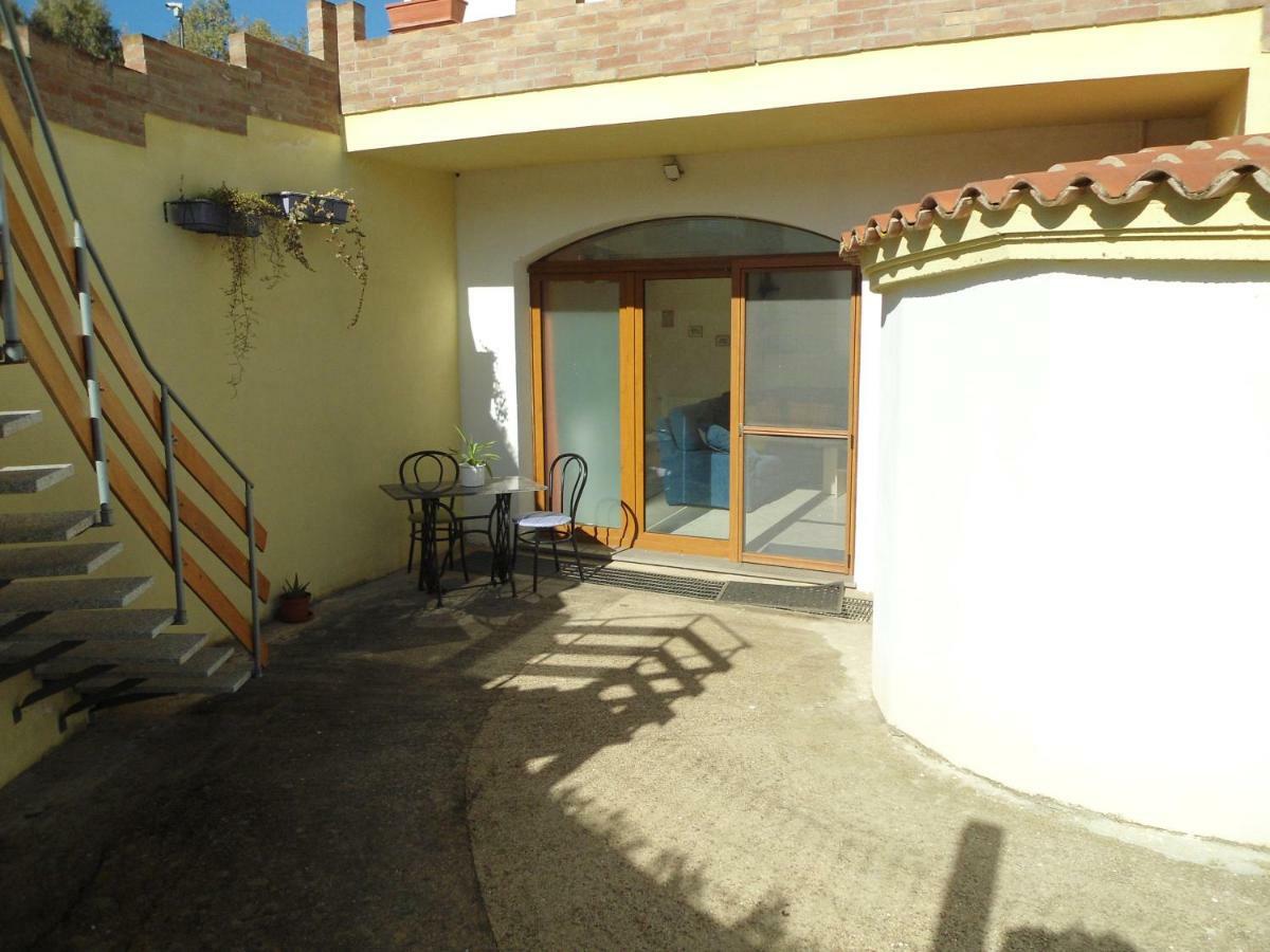 Apartamento Tra Mare E Monti Santa Giusta Exterior foto