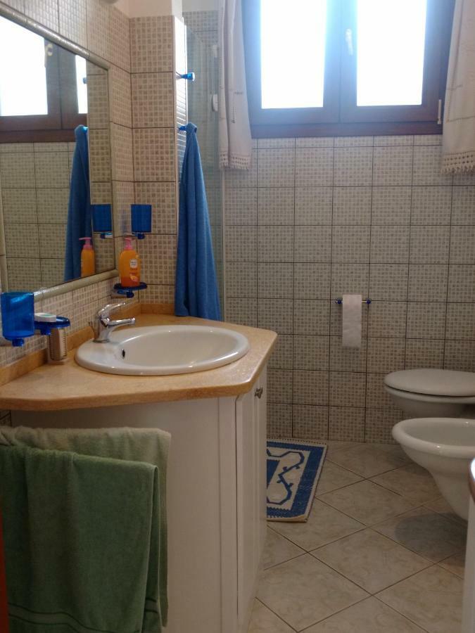 Apartamento Tra Mare E Monti Santa Giusta Exterior foto