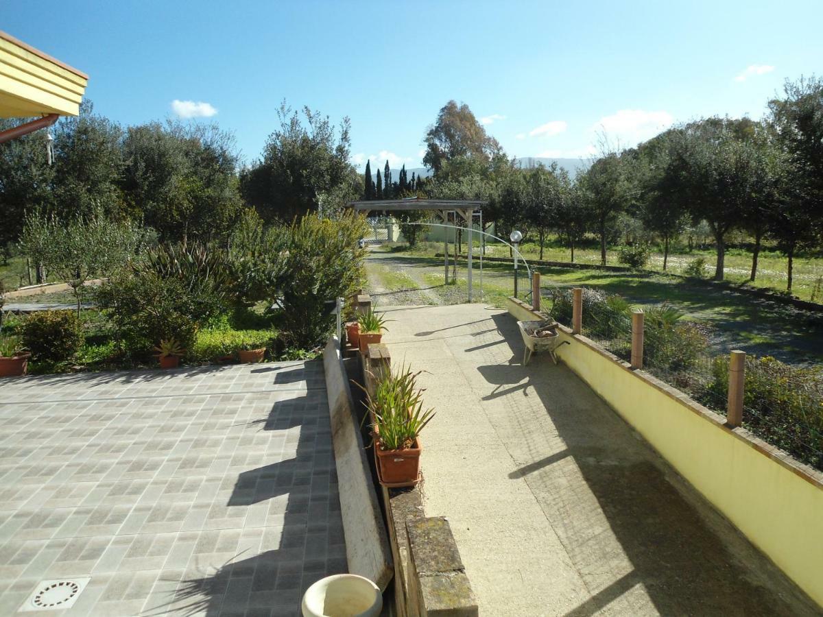 Apartamento Tra Mare E Monti Santa Giusta Exterior foto