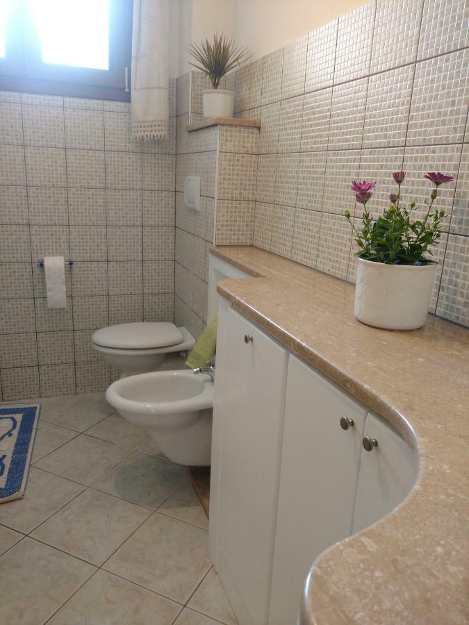 Apartamento Tra Mare E Monti Santa Giusta Exterior foto